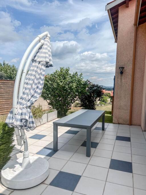 Magnifique Maison A Lentilly - Piscine 외부 사진