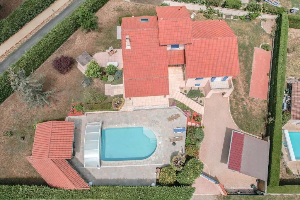 Magnifique Maison A Lentilly - Piscine 외부 사진